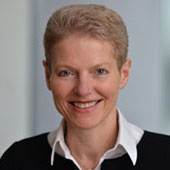 Amanda Bowe image